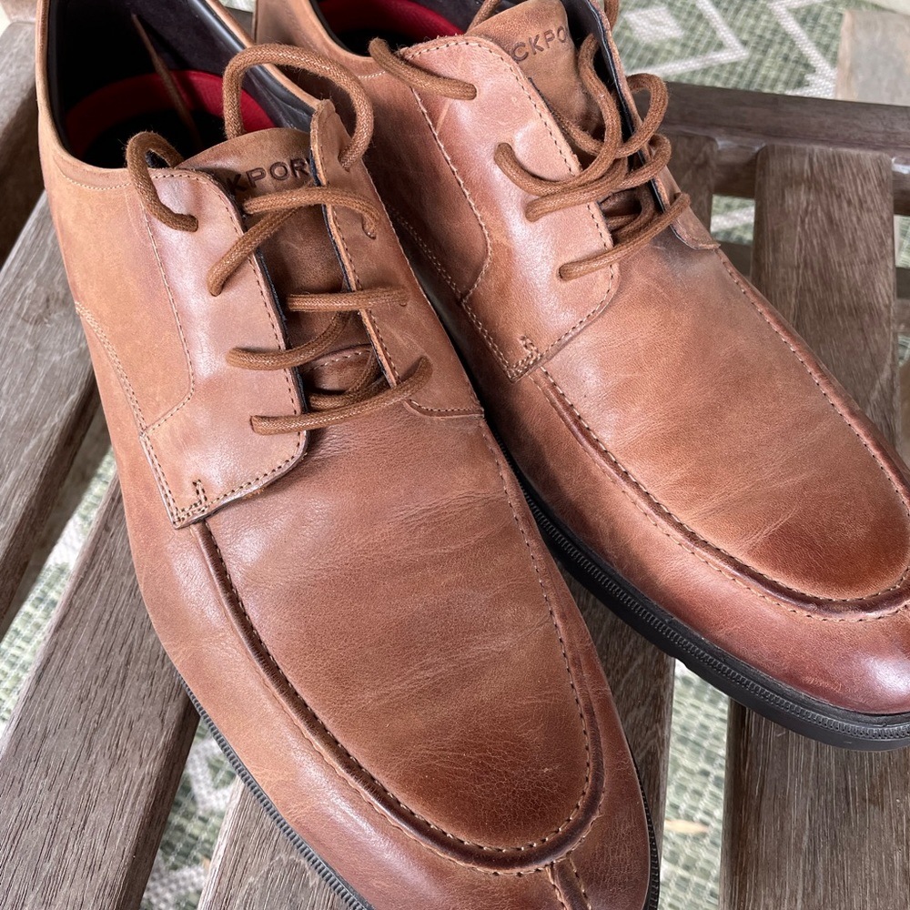 Rockport 11.5W two-toned tan/brown shoes